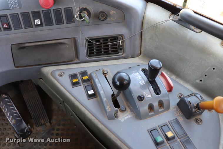 image for item DK9585 Volvo A30D dump truck