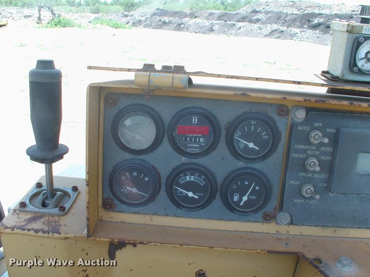 image for item DK9604 Hypac C778B double drum vibratory roller