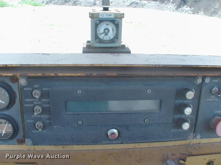 image for item DK9604 Hypac C778B double drum vibratory roller