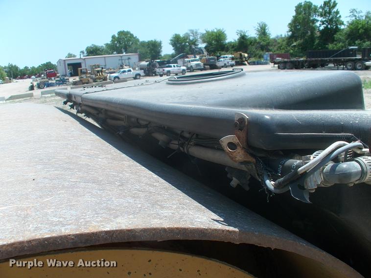 image for item DK9604 Hypac C778B double drum vibratory roller