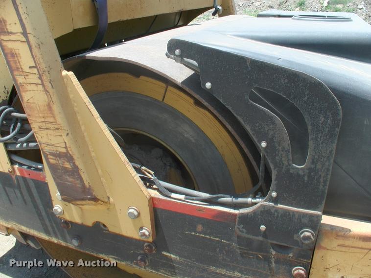 image for item DK9604 Hypac C778B double drum vibratory roller