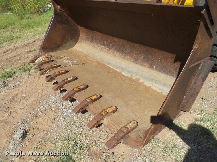 image for item DL9098 International H60B wheel loader