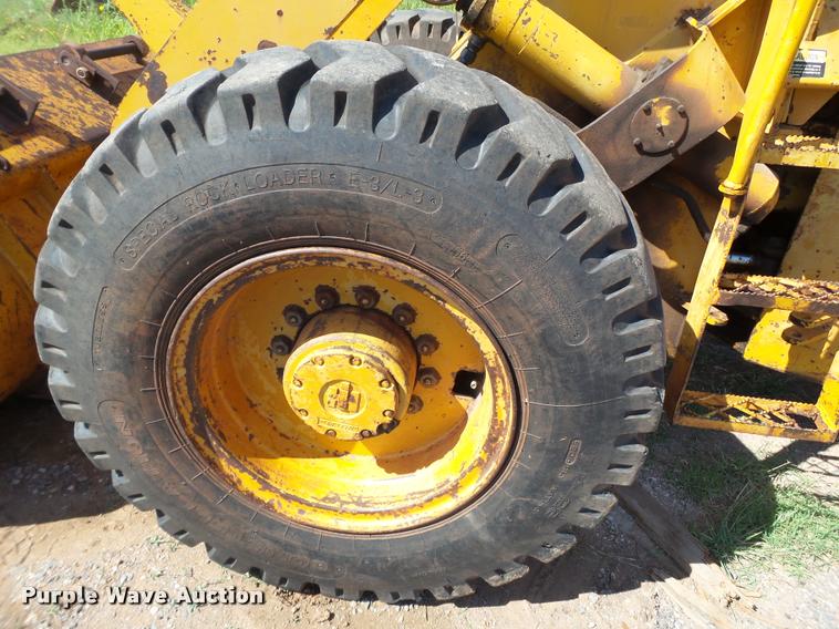 image for item DL9098 International H60B wheel loader