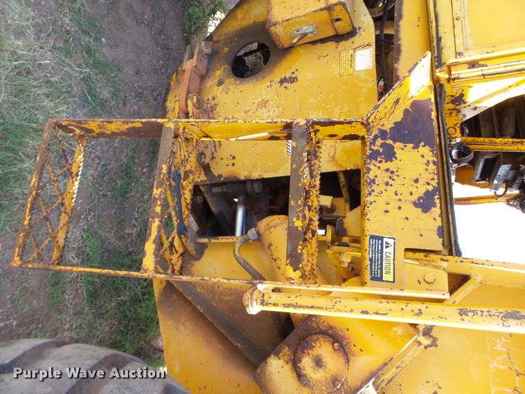 image for item DL9098 International H60B wheel loader