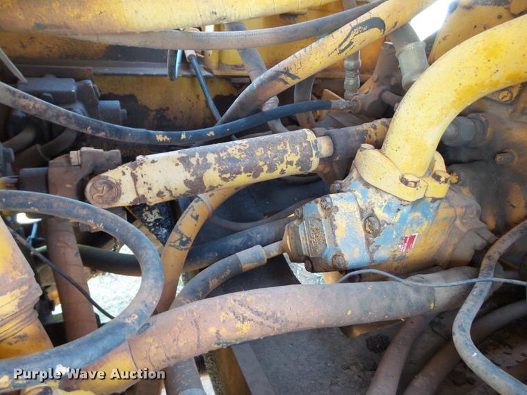 image for item DL9098 International H60B wheel loader