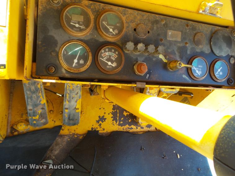 image for item DL9098 International H60B wheel loader