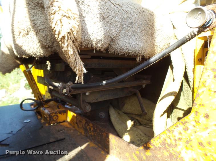 image for item DL9098 International H60B wheel loader