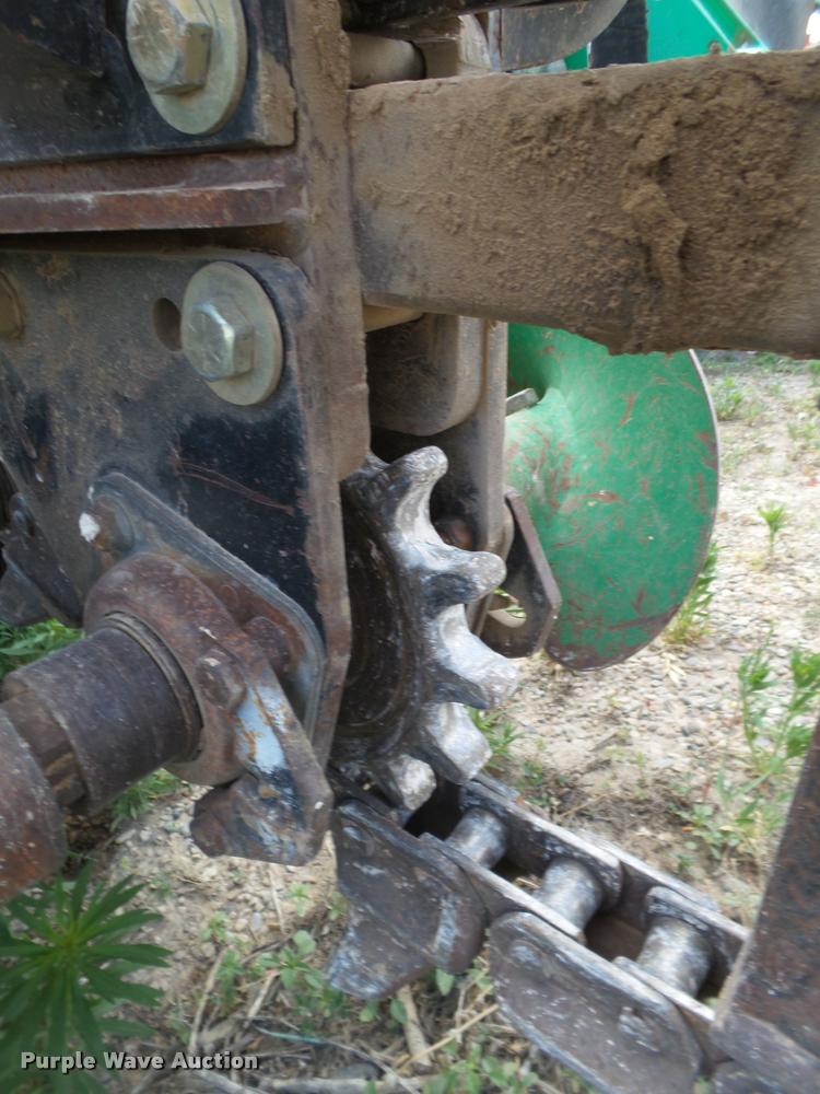 image for item DL9152 2008 Ditch Witch RT40 trencher