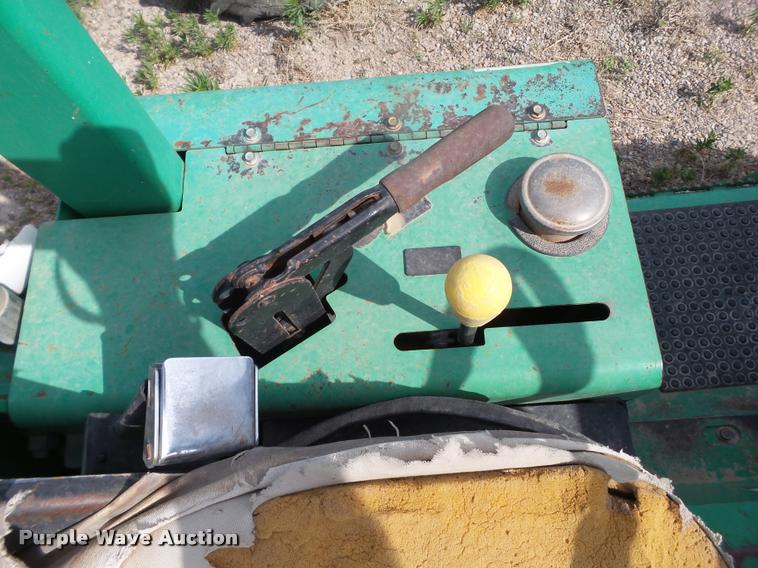 image for item DL9153 Ditch Witch RT40 ditcher