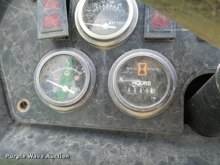 image for item DL9153 Ditch Witch RT40 ditcher