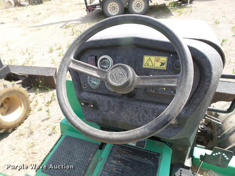 image for item DL9153 Ditch Witch RT40 ditcher