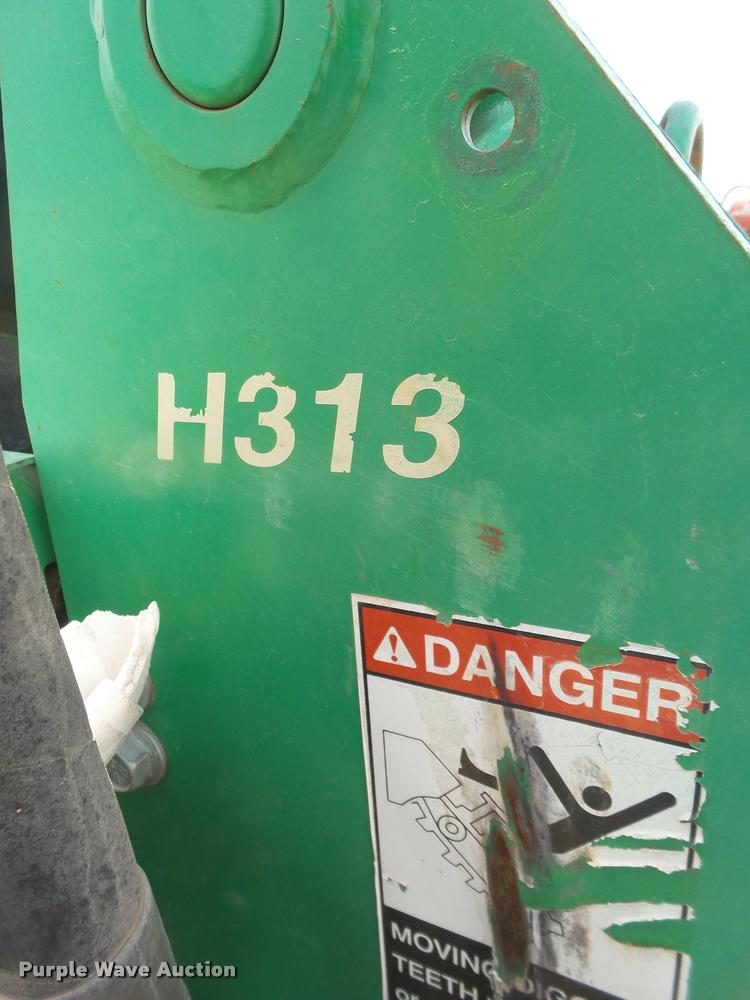 image for item DL9153 Ditch Witch RT40 ditcher