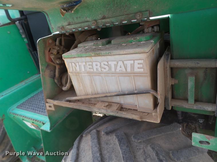 image for item DL9153 Ditch Witch RT40 ditcher