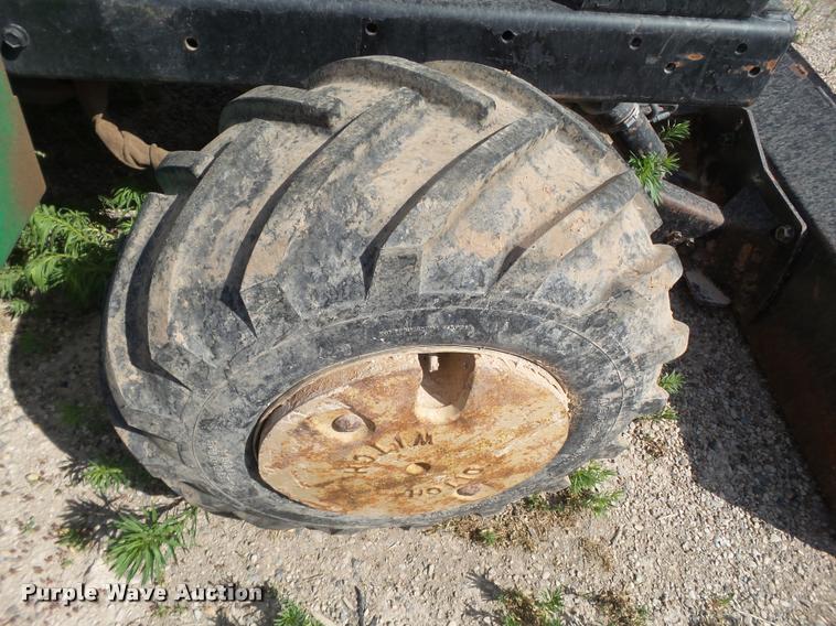 image for item DL9153 Ditch Witch RT40 ditcher