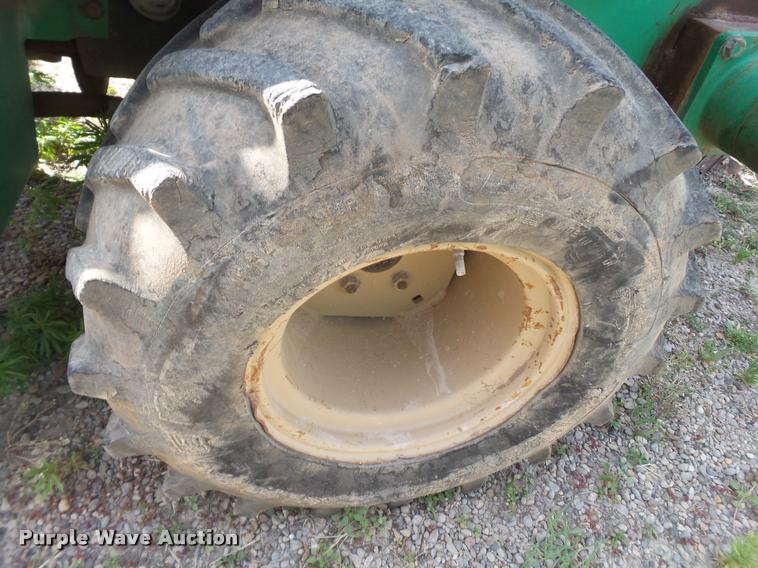 image for item DL9153 Ditch Witch RT40 ditcher