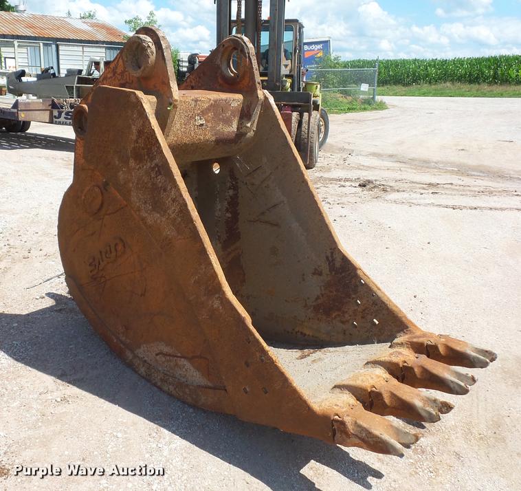 image for item DN9996 Eaco excavator bucket