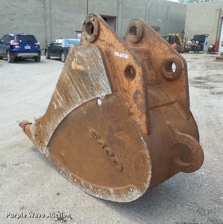 image for item DN9996 Eaco excavator bucket