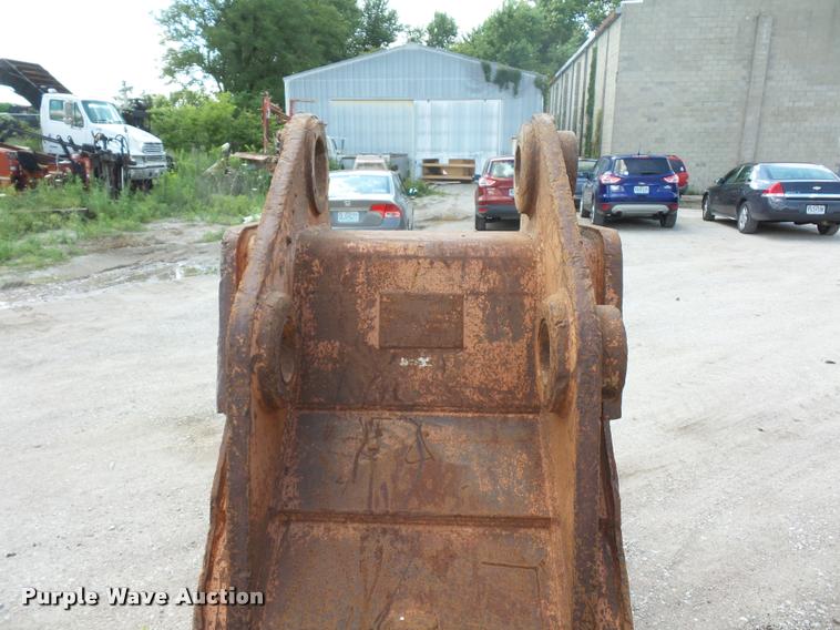 image for item DN9996 Eaco excavator bucket