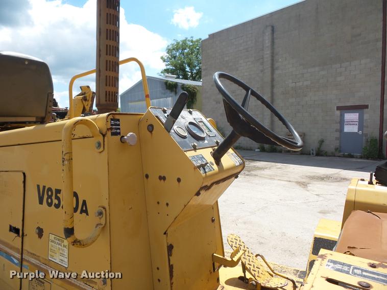 image for item DN9998 Vermeer V8550A cable plow