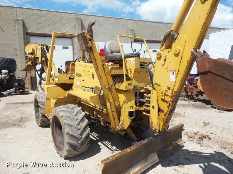 image for item DN9998 Vermeer V8550A cable plow