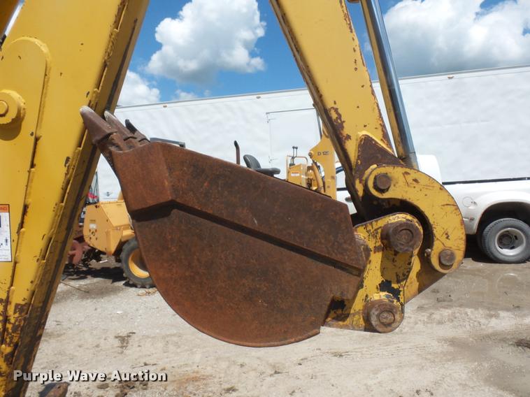 image for item DN9998 Vermeer V8550A cable plow