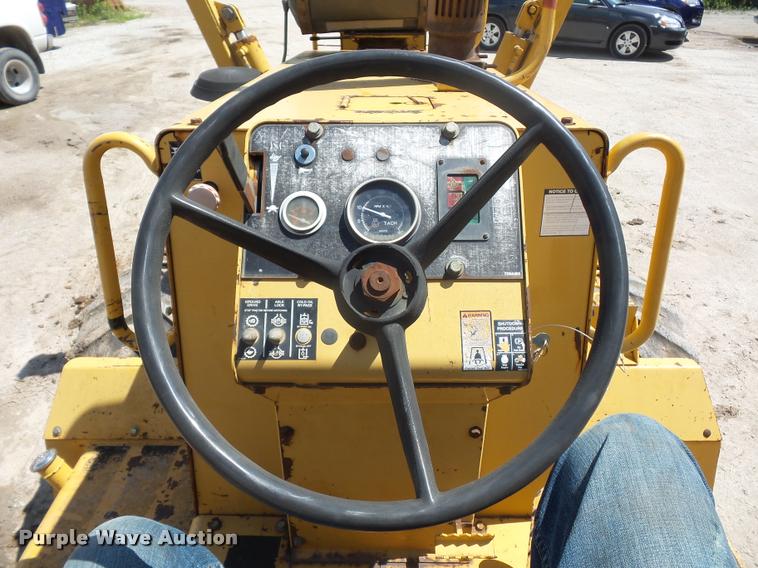 image for item DN9998 Vermeer V8550A cable plow