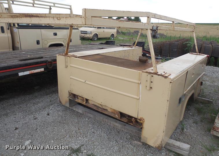 image for item G1203 Stahl utility bed