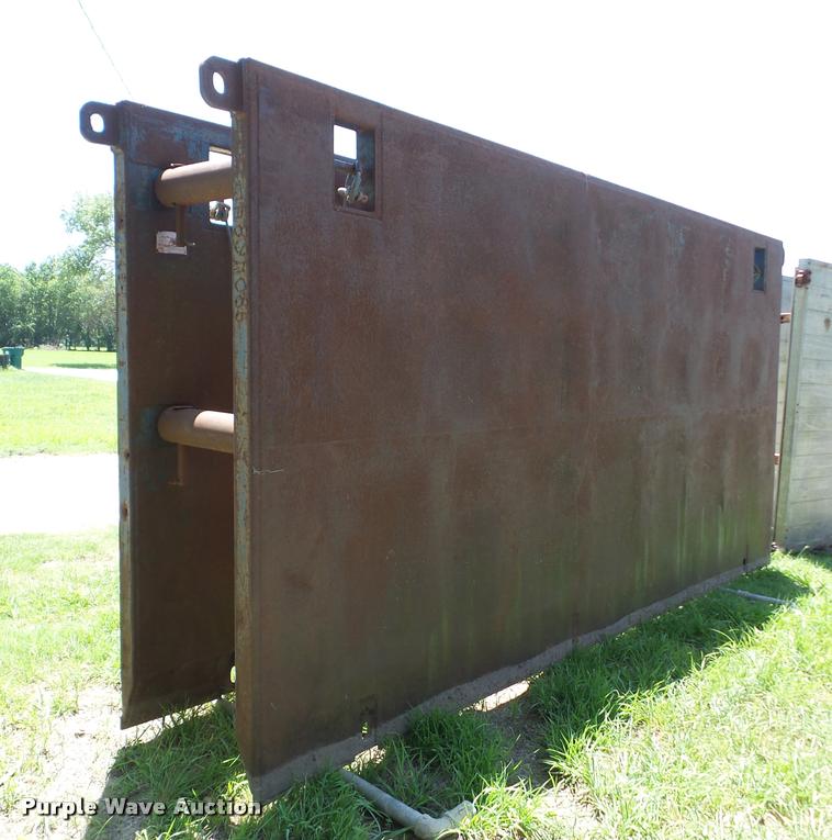 image for item J8611 GME E-816 steel trench box
