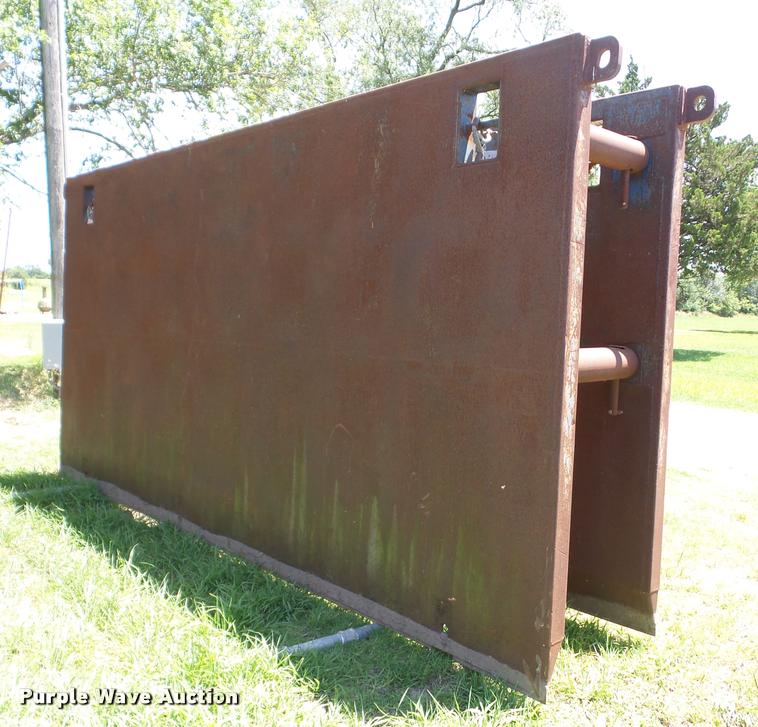 image for item J8611 GME E-816 steel trench box