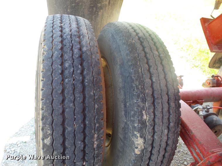 image for item J8612 1998 Clement LW3829 end dump trailer