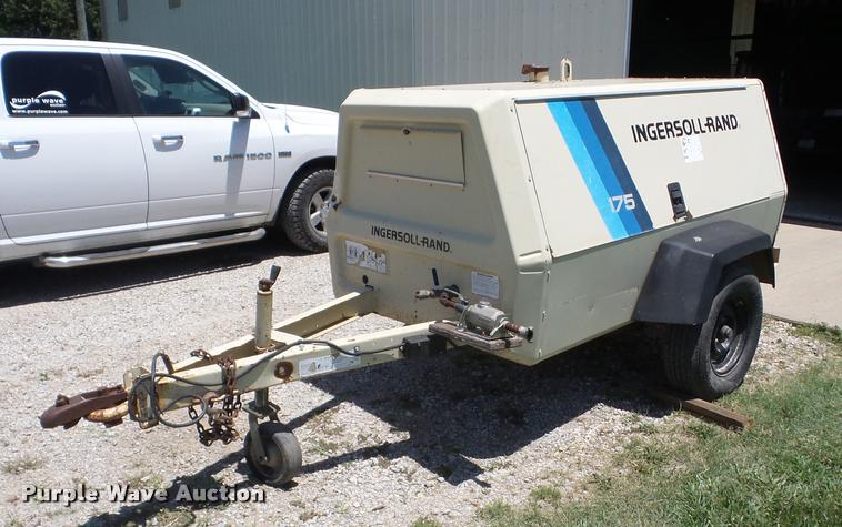image for item J8613 1995 Ingersoll Rand 175WD air compressor