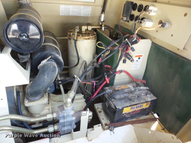 image for item J8613 1995 Ingersoll Rand 175WD air compressor