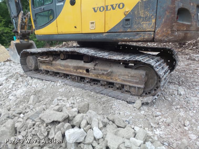 image for item K7571 2002 Volvo EC150LC excavator