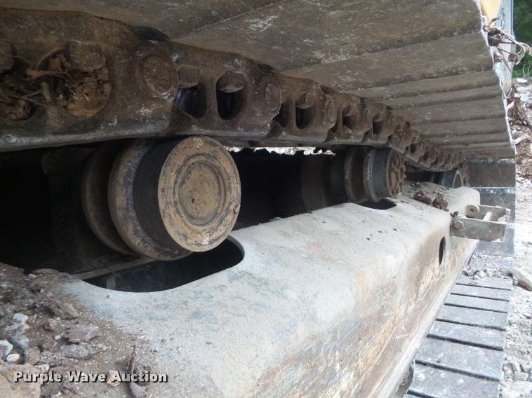 image for item K7571 2002 Volvo EC150LC excavator