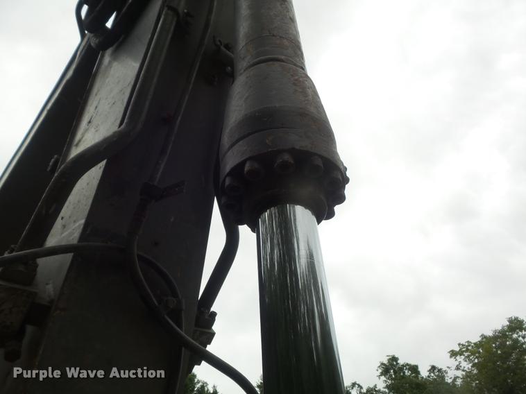 image for item K7571 2002 Volvo EC150LC excavator