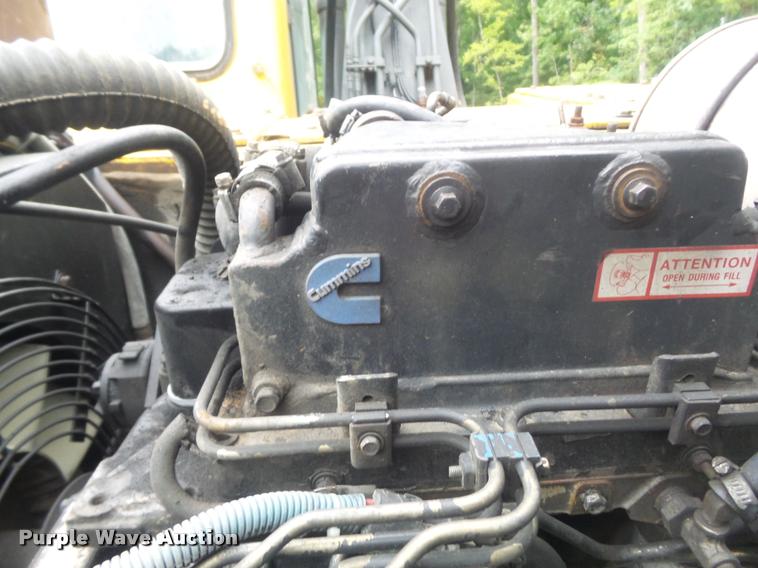 image for item K7571 2002 Volvo EC150LC excavator