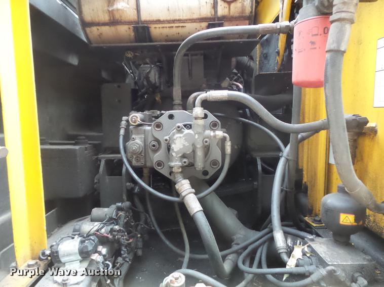 image for item K7571 2002 Volvo EC150LC excavator