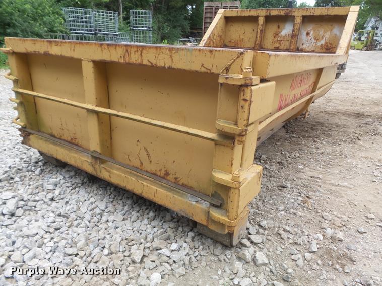 image for item K7572 KL Metal Fabricating hook style dumpster bed