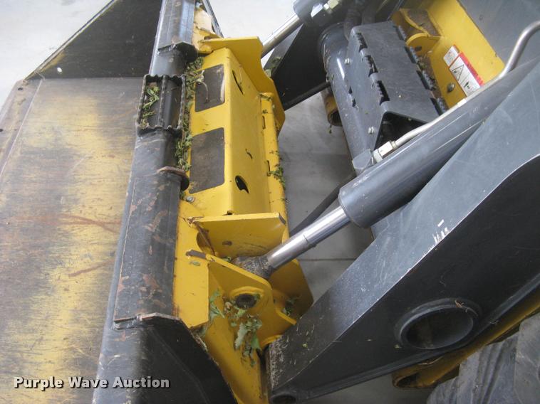 image for item L2324 2010 John Deere 326D skid steer