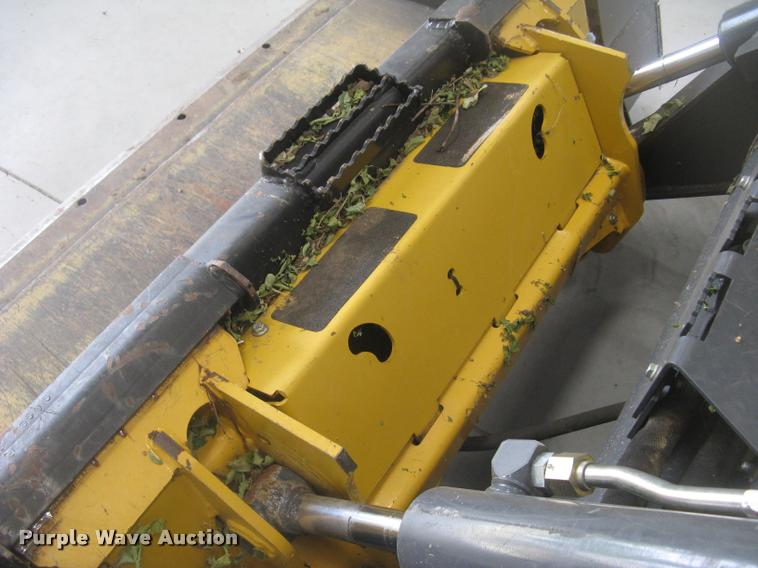 image for item L2324 2010 John Deere 326D skid steer