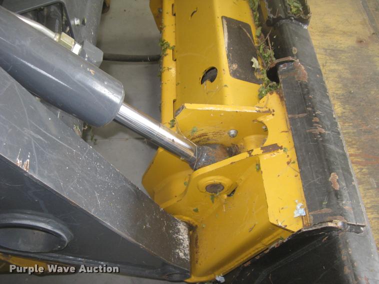 image for item L2324 2010 John Deere 326D skid steer