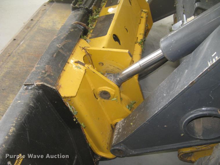 image for item L2324 2010 John Deere 326D skid steer