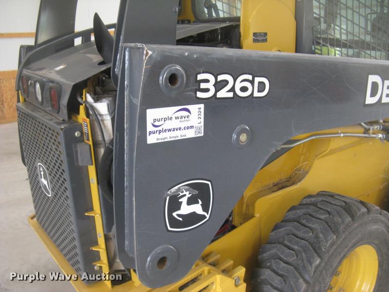 image for item L2324 2010 John Deere 326D skid steer
