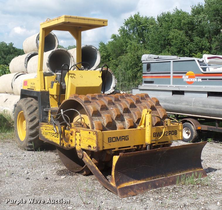 image for item L4723 Bomag PW172PD6 padfoot roller