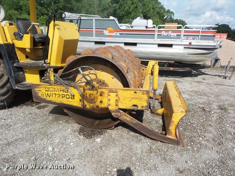 image for item L4723 Bomag PW172PD6 padfoot roller