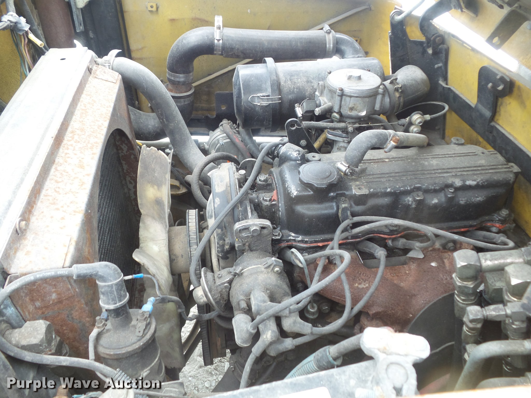 1995 Yale GLP060 forklift in Shipman, IL Item K7564 sold Purple Wave