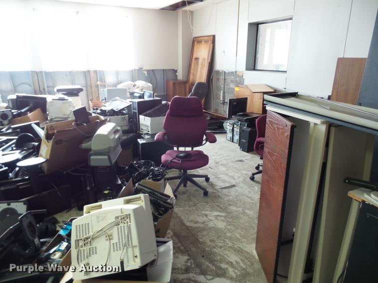 image for item CA9039 Office equipment