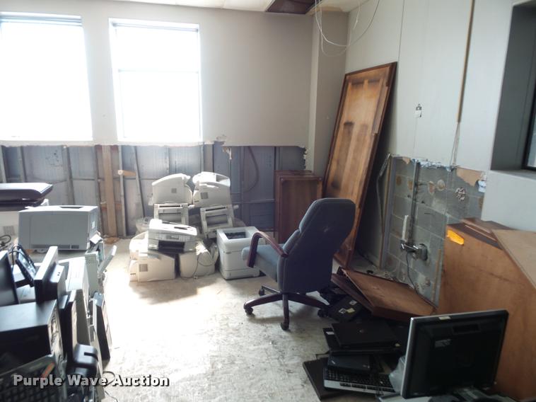 image for item CA9039 Office equipment