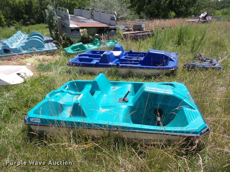 image for item CA9047 (3) Contour paddle boats