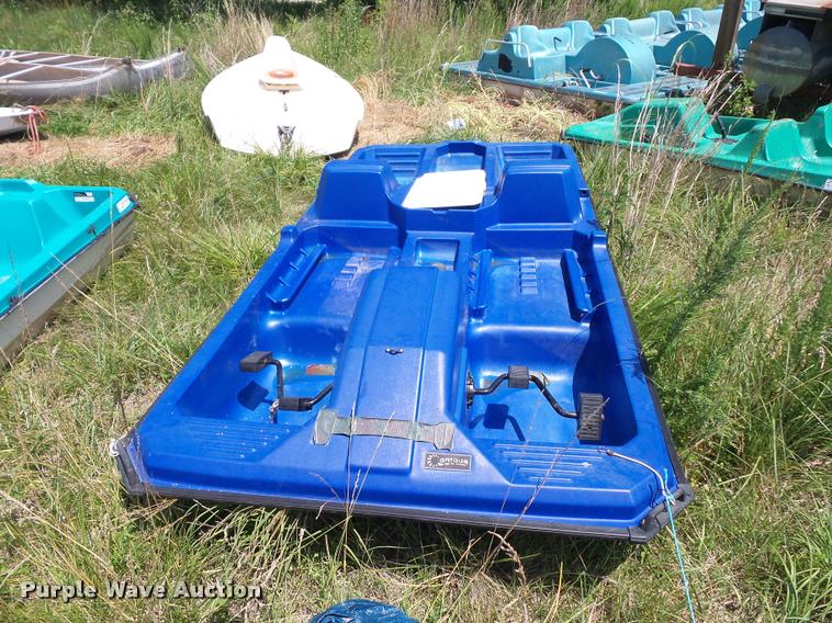 image for item CA9047 (3) Contour paddle boats